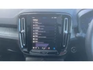 2024-volvo-xc40-20-b4-ultra-bright-small-20