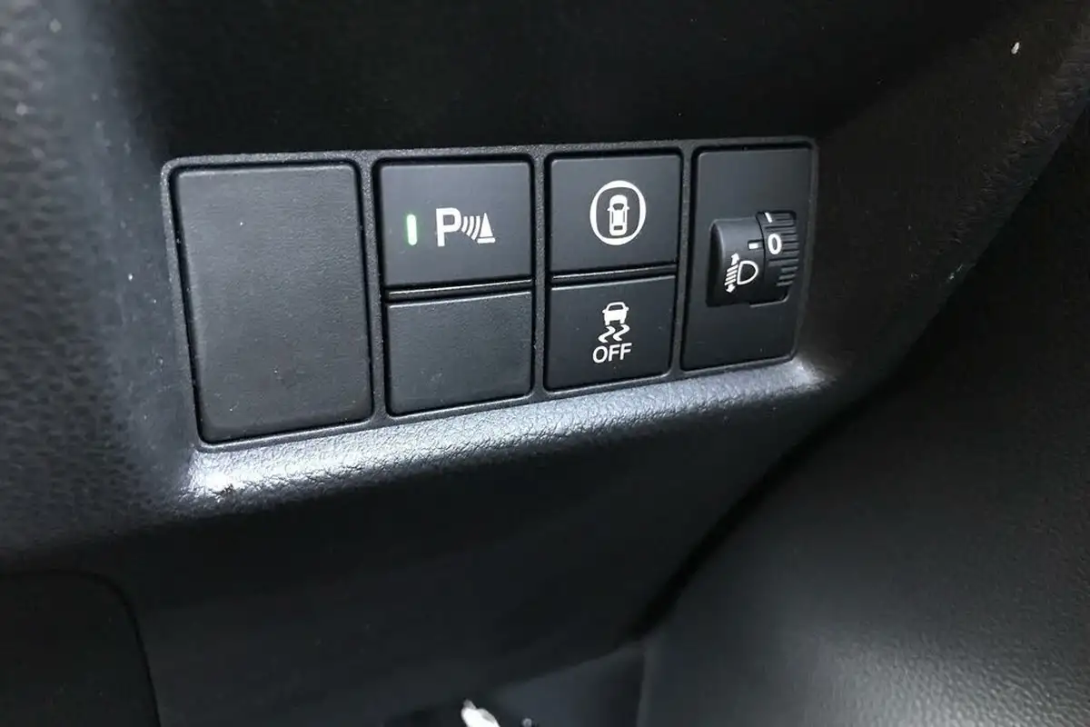2023-honda-jazz-15-i-mmd-crosstar-ex-big-19