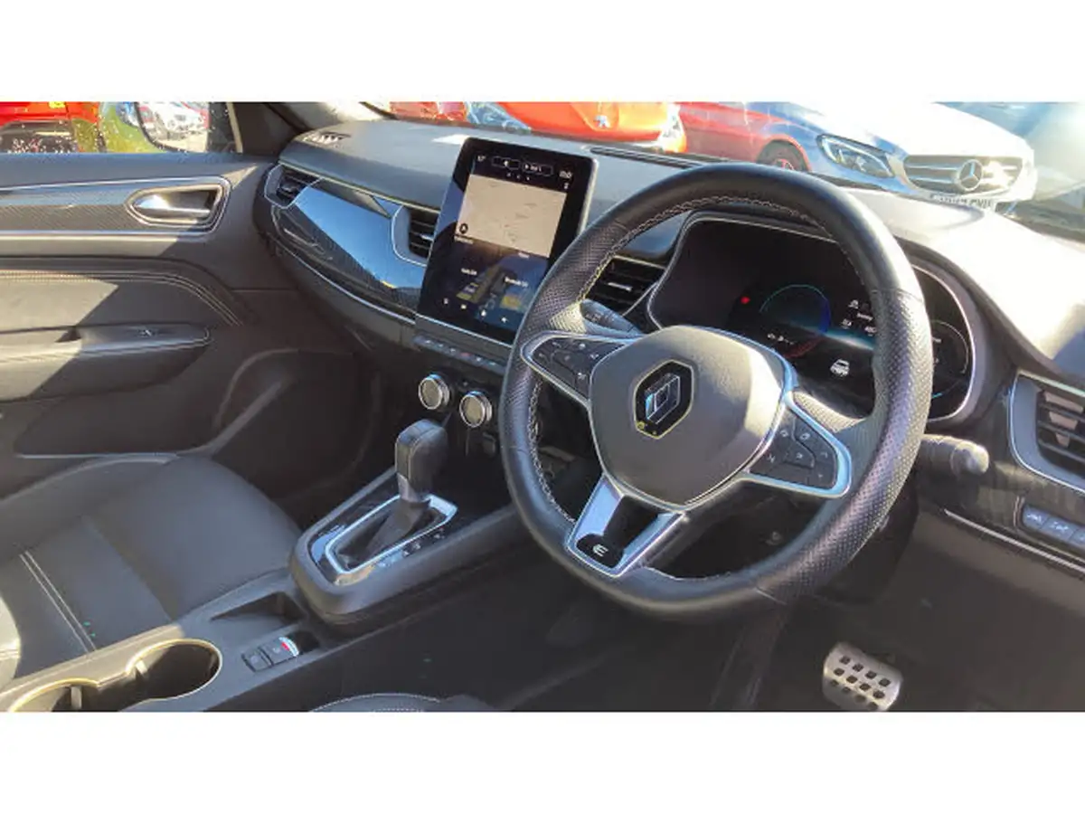2023-renault-arkana-16-e-tech-engineered-big-10