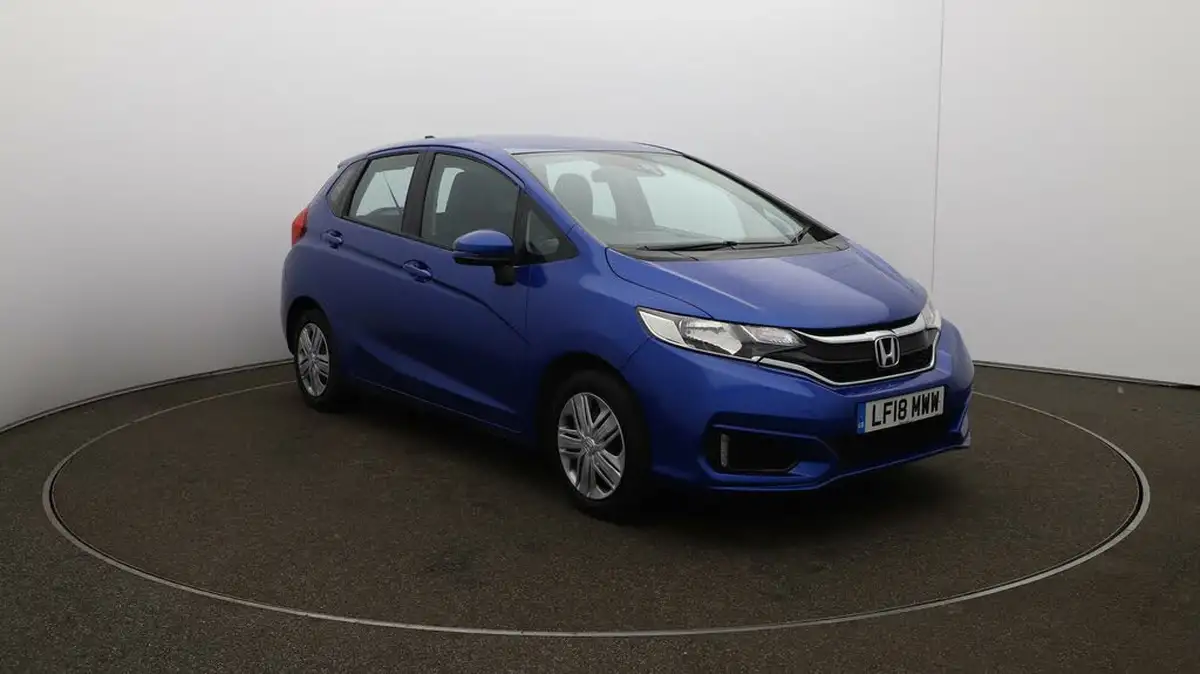 2018-honda-jazz-13-i-vtec-s-big-33
