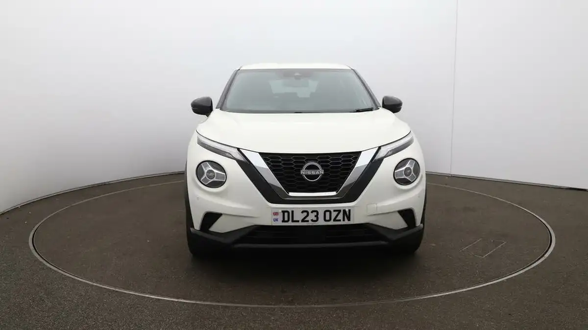 2023-nissan-juke-10-dig-t-n-connecta-big-2