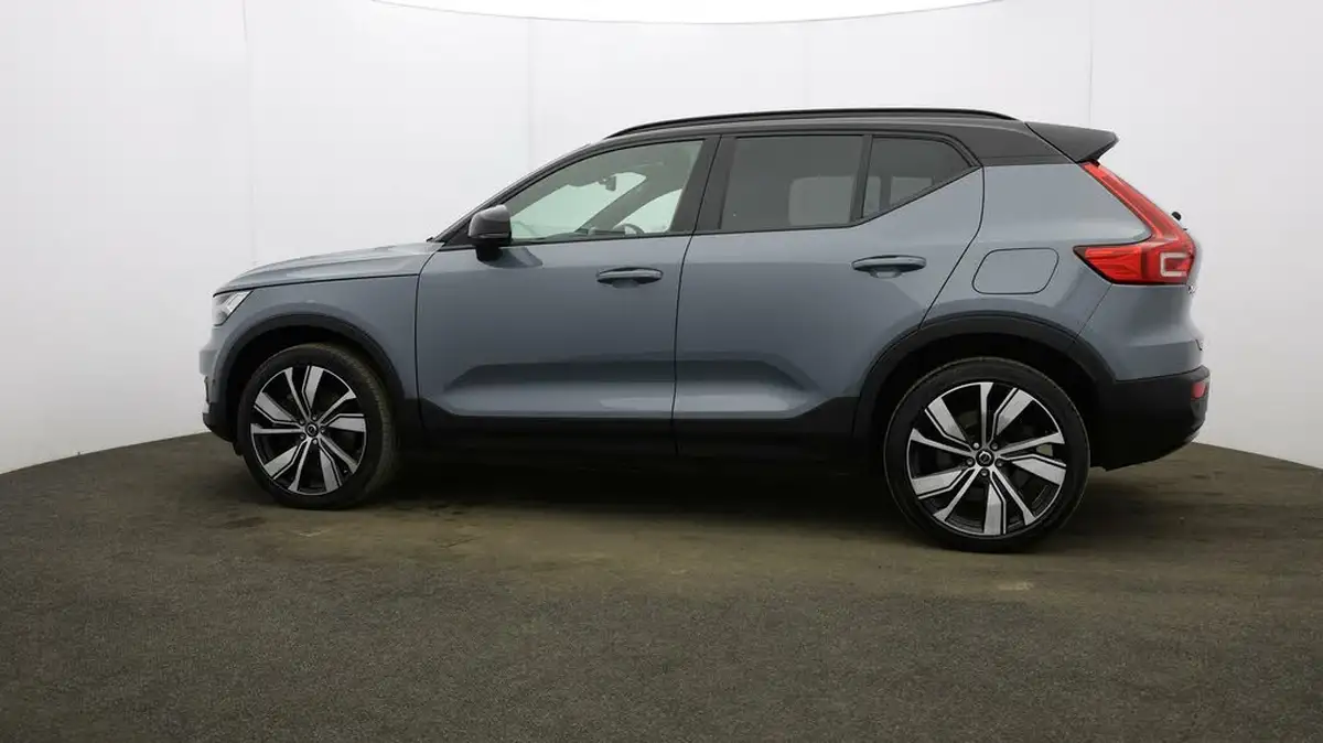 2021-volvo-c40-e-twin-recharge-pro-big-50