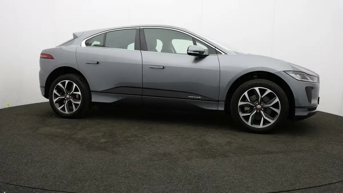 2021-jaguar-i-pace-ev400-hse-big-36