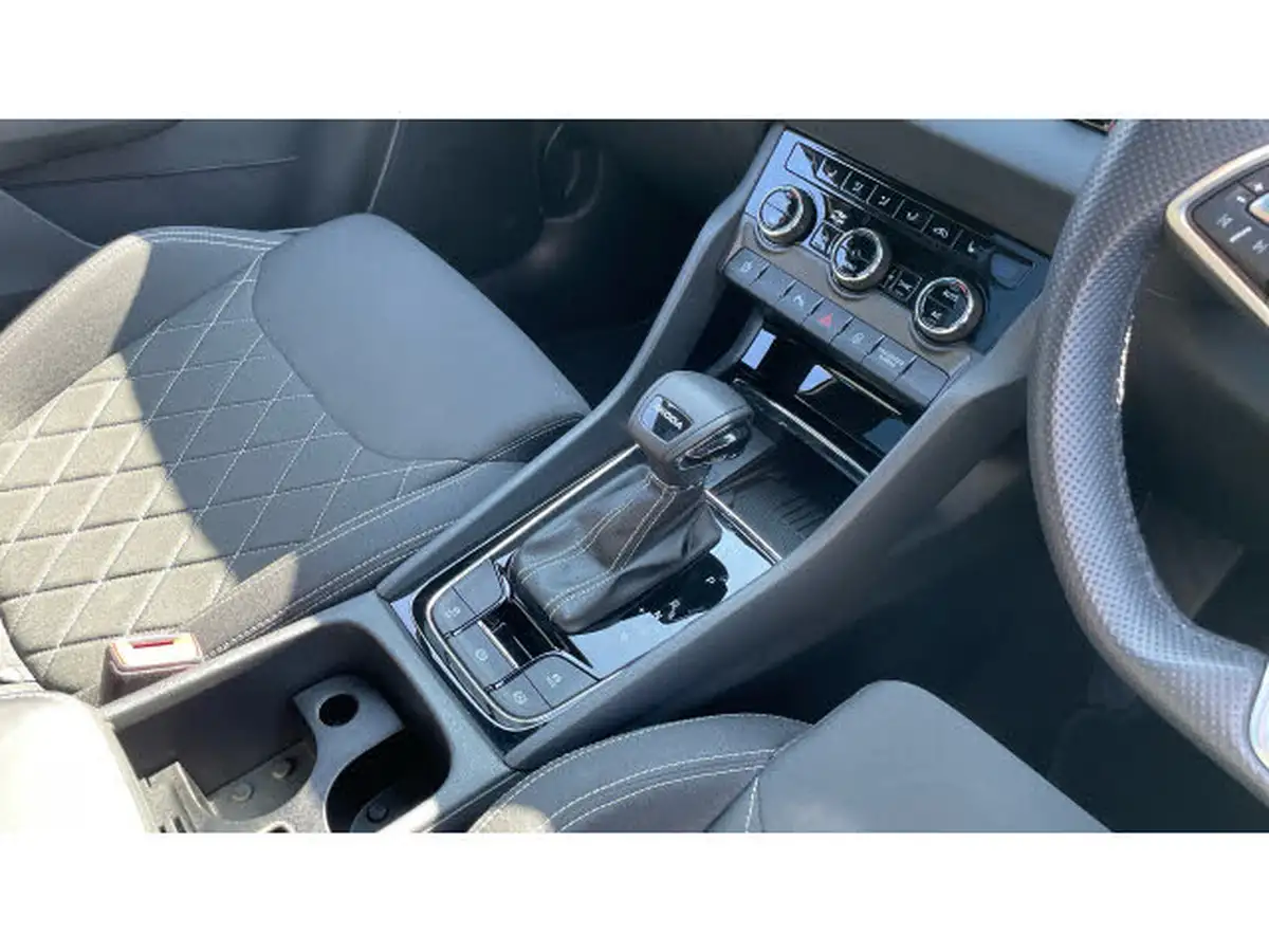 2024-skoda-karoq-15-tsi-sportline-big-13
