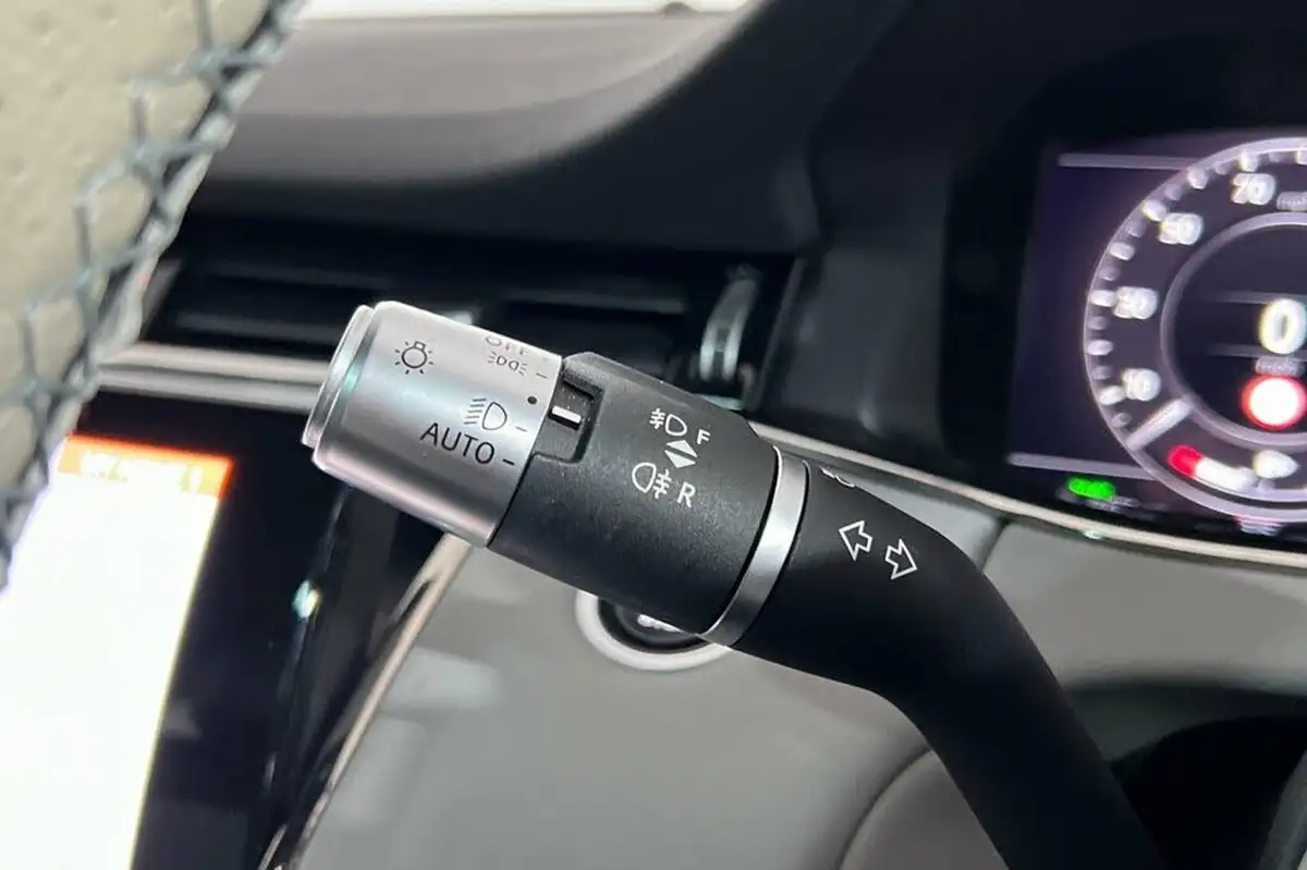 2019-land-rover-range-rover-evoque-20-p250-first-edition-big-22