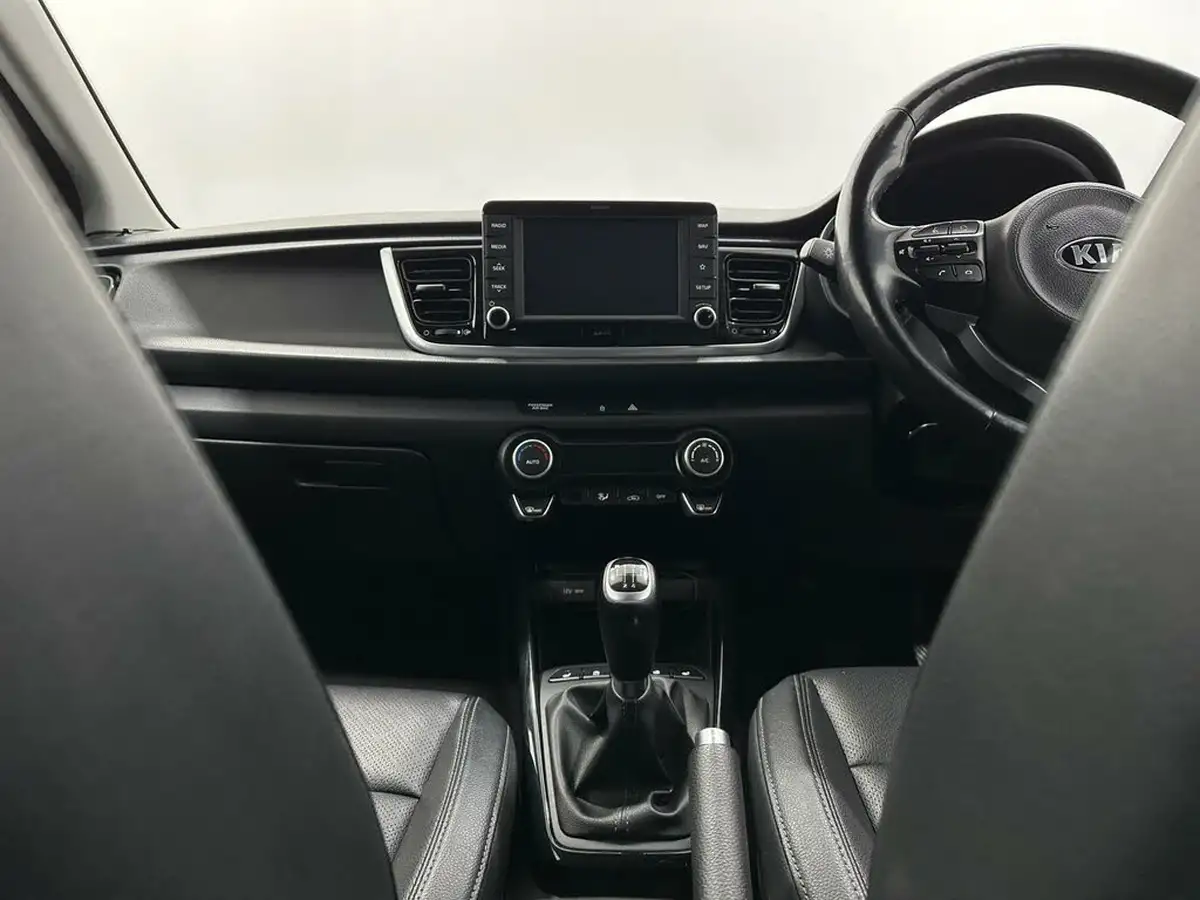 2019-kia-rio-10-t-gdi-3-big-17