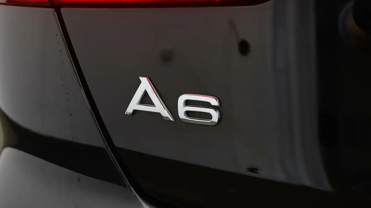 2019-audi-a6-saloon-20-45-tfsi-sport-big-20