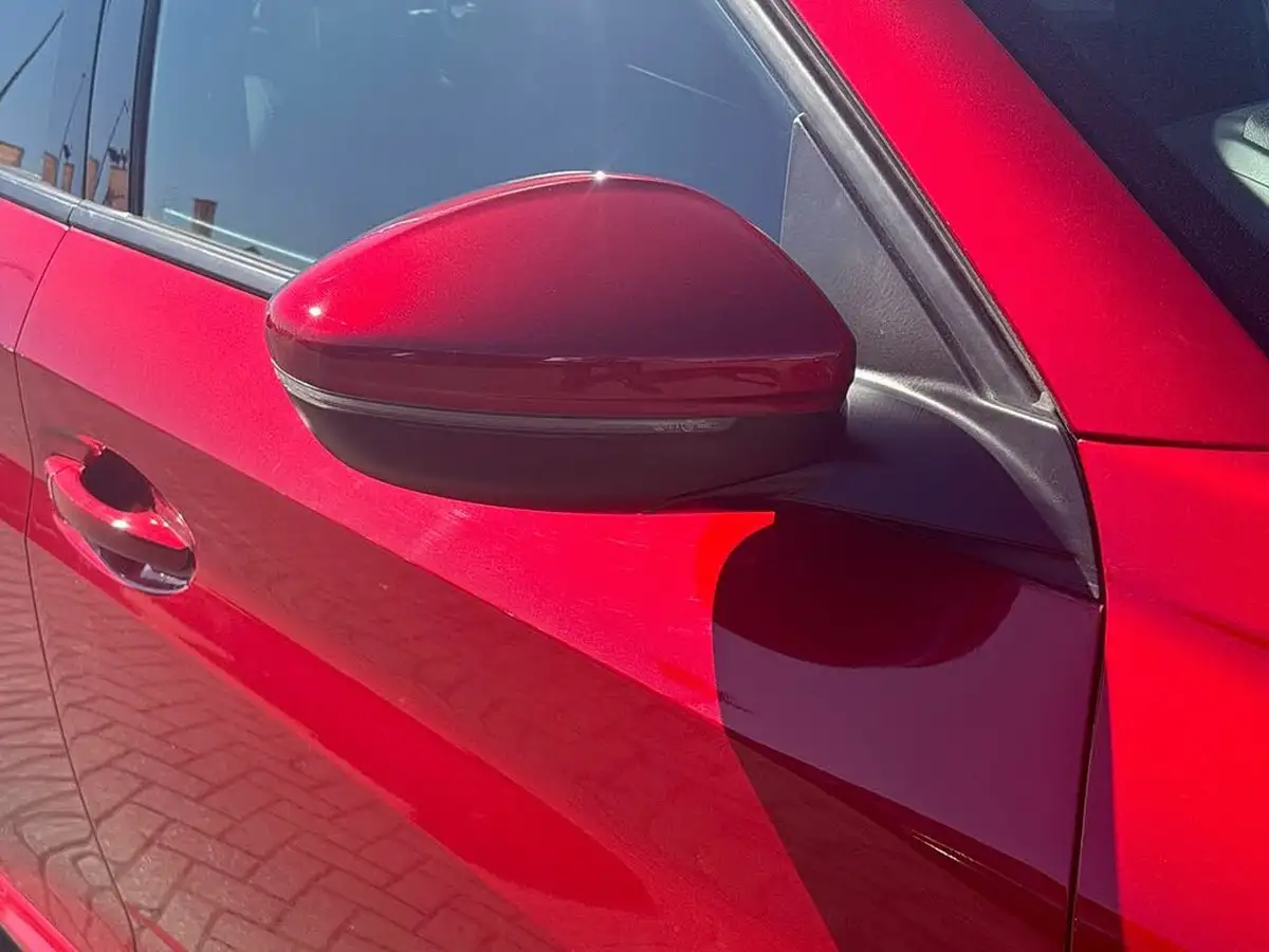 2022-peugeot-208-12-puretech-allure-premium-100bhp-big-18