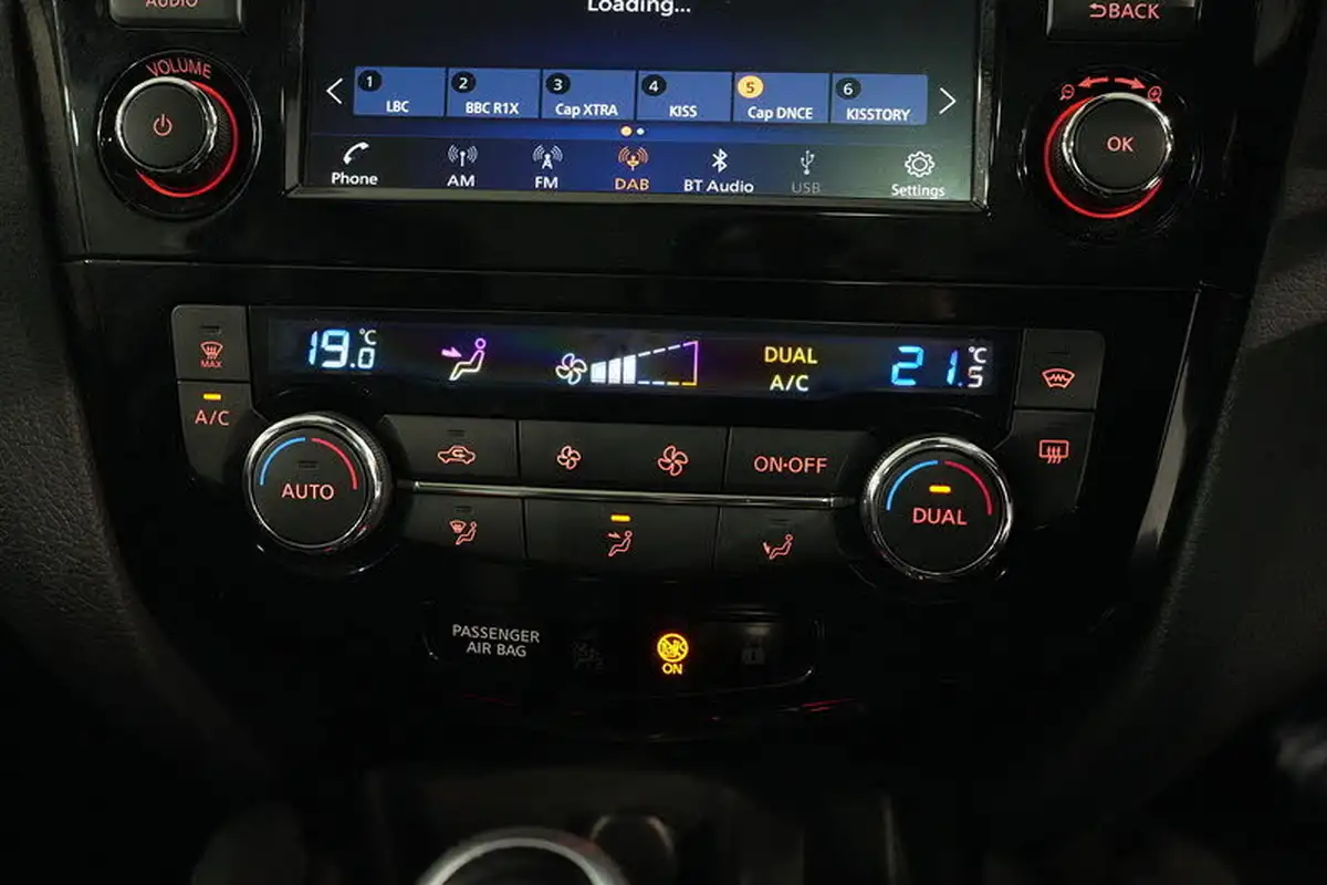 2019-nissan-qashqai-13-dig-t-tekna-160ps-dct-big-39
