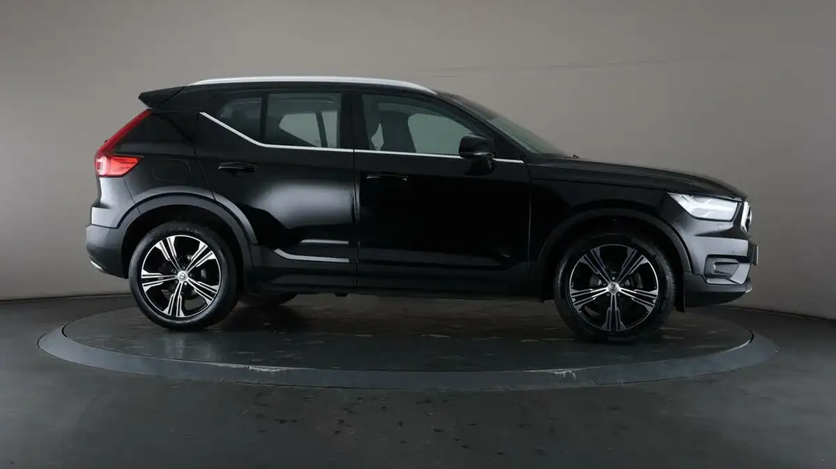 2020-volvo-xc40-20td-d3-inscription-pro-big-52