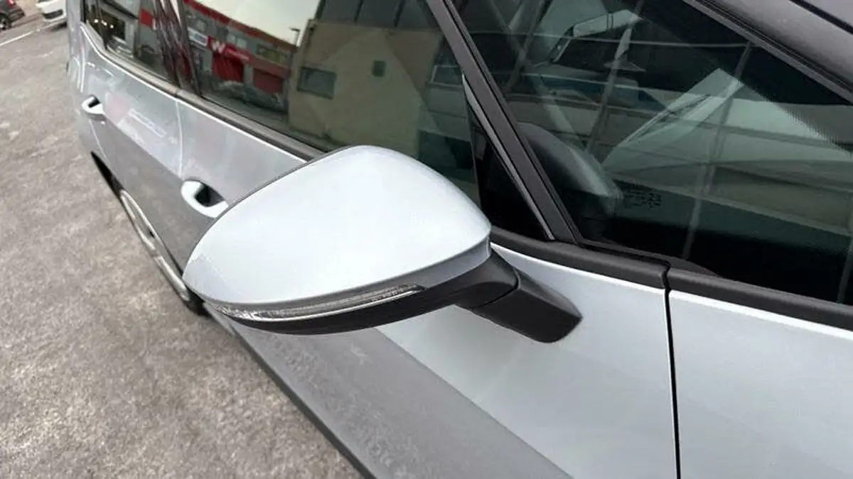 2021-volkswagen-id3-e-life-204ps-58kwh-pro-performance-big-11