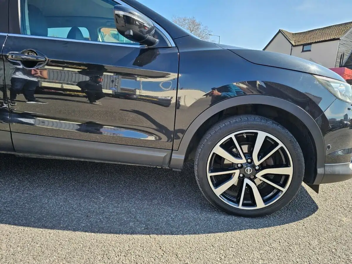 2014-nissan-qashqai-16dci-tekna-xtronic-cvt-big-43