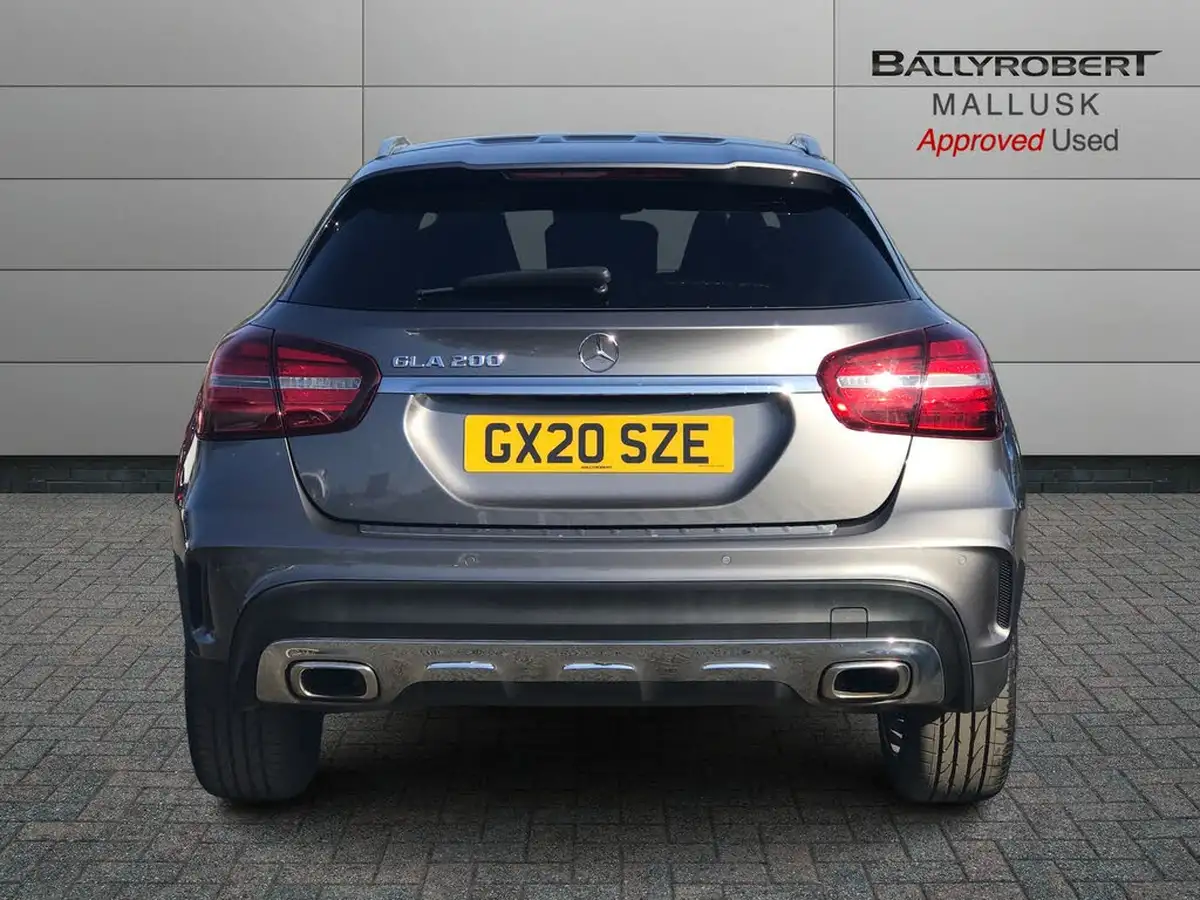 2020-mercedes-benz-gla-class-16-gla-200-amg-line-edition-plus-7g-dct-big-10