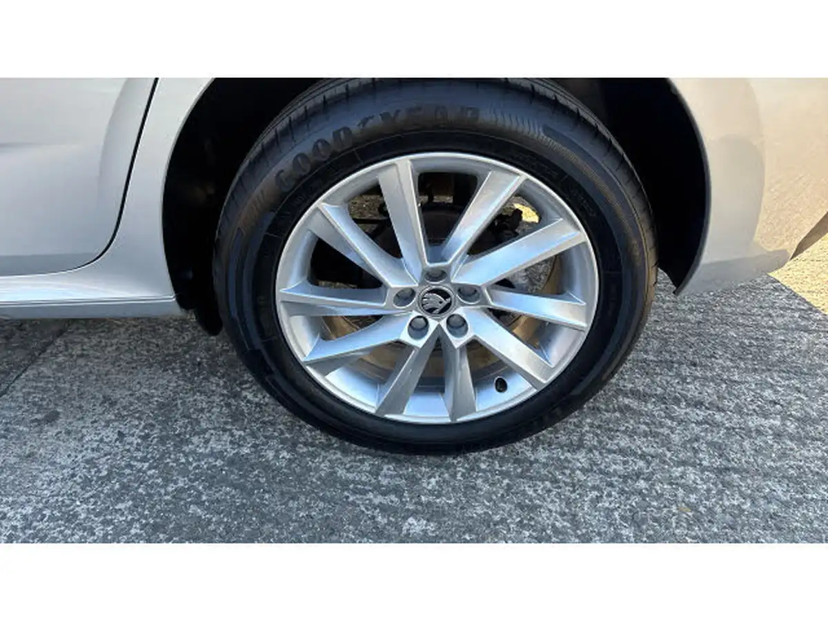 2024-skoda-kamiq-15-tsi-se-dsg-big-23