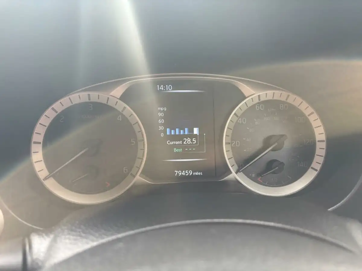 2019-nissan-navara-23dci-tekna-auto-big-15