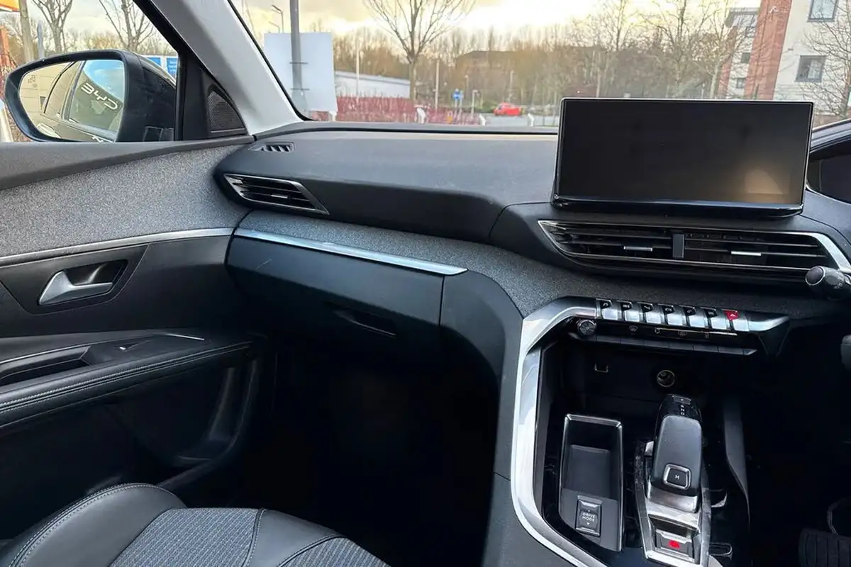 2021-peugeot-5008-suv-15-bluehdi-allure-premium-eat8-big-19