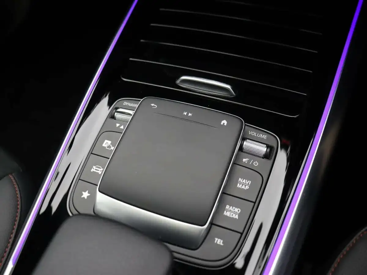 2022-mercedes-benz-eqa-e-eqa-250-amg-line-premium-big-43