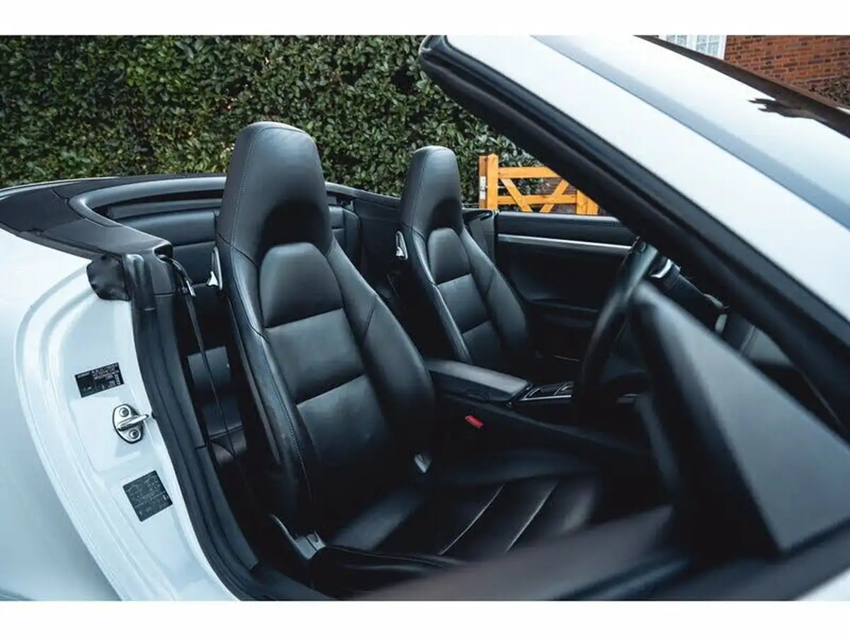 2013-porsche-911-38-carrera-4-s-cabriolet-pdk-big-6