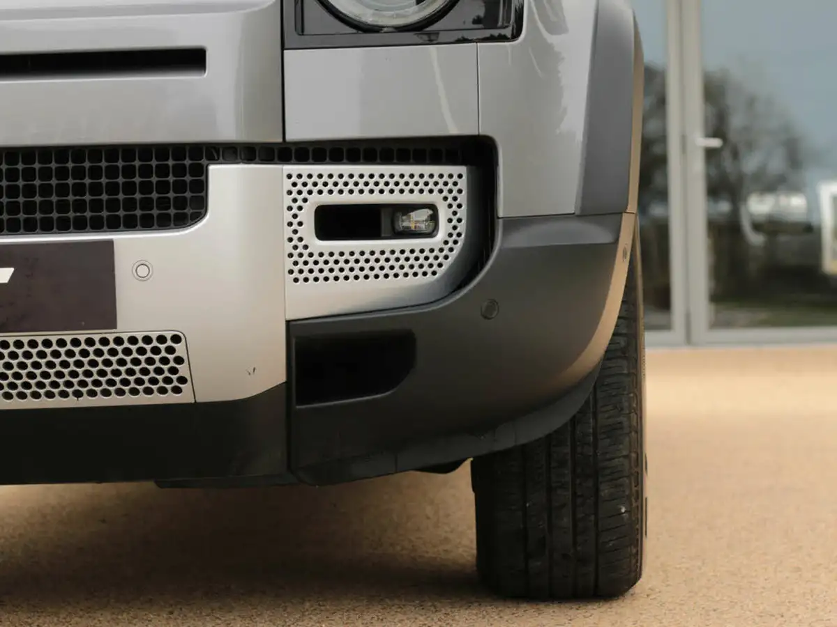 2021-land-rover-110-defender-30-d250-hard-top-se-110-big-19