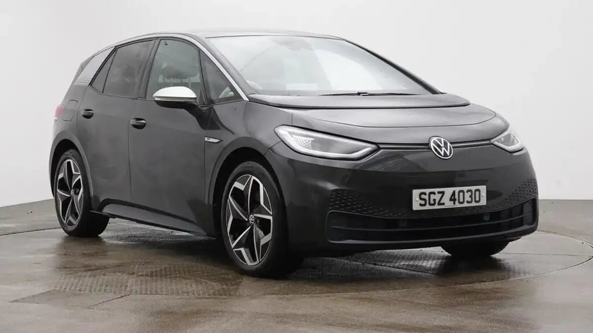 2020-volkswagen-id3-e-first-edition-big-0