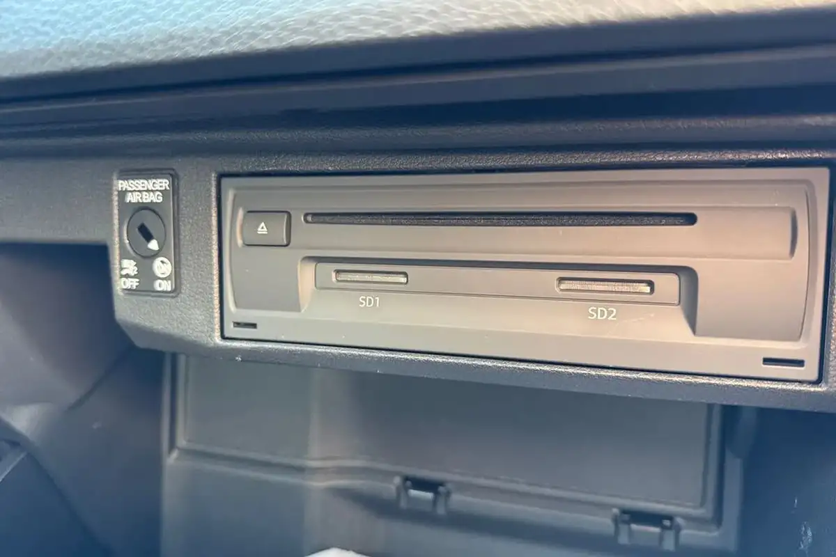 2021-audi-q2-10-30-tfsi-technik-big-55