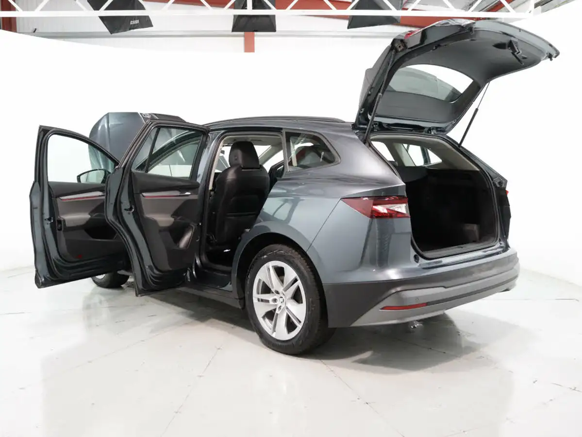 2021-skoda-enyaq-e-60-62-kwh-big-48