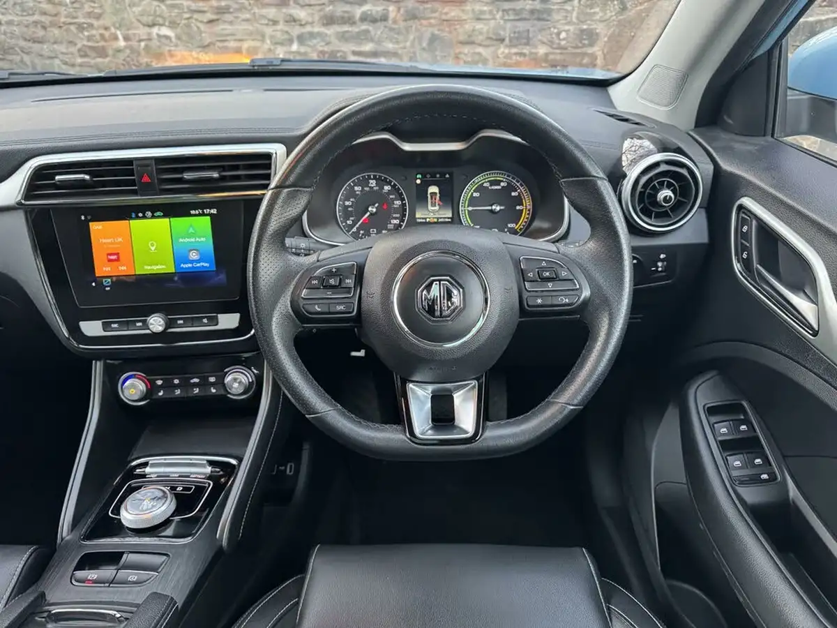 2021-mg-zs-suv-e-exclusive-ev-big-23