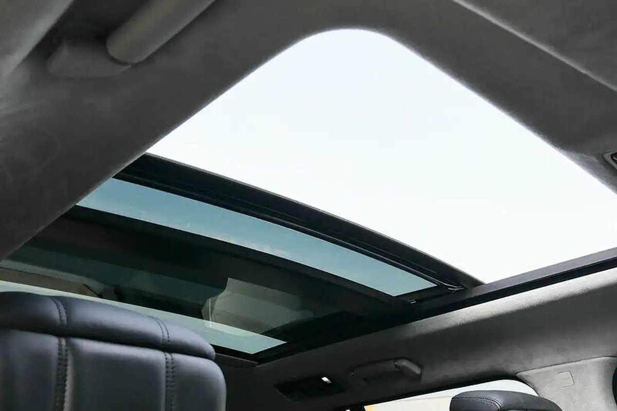 2019-land-rover-range-rover-30-sd-v6-autobiography-big-2