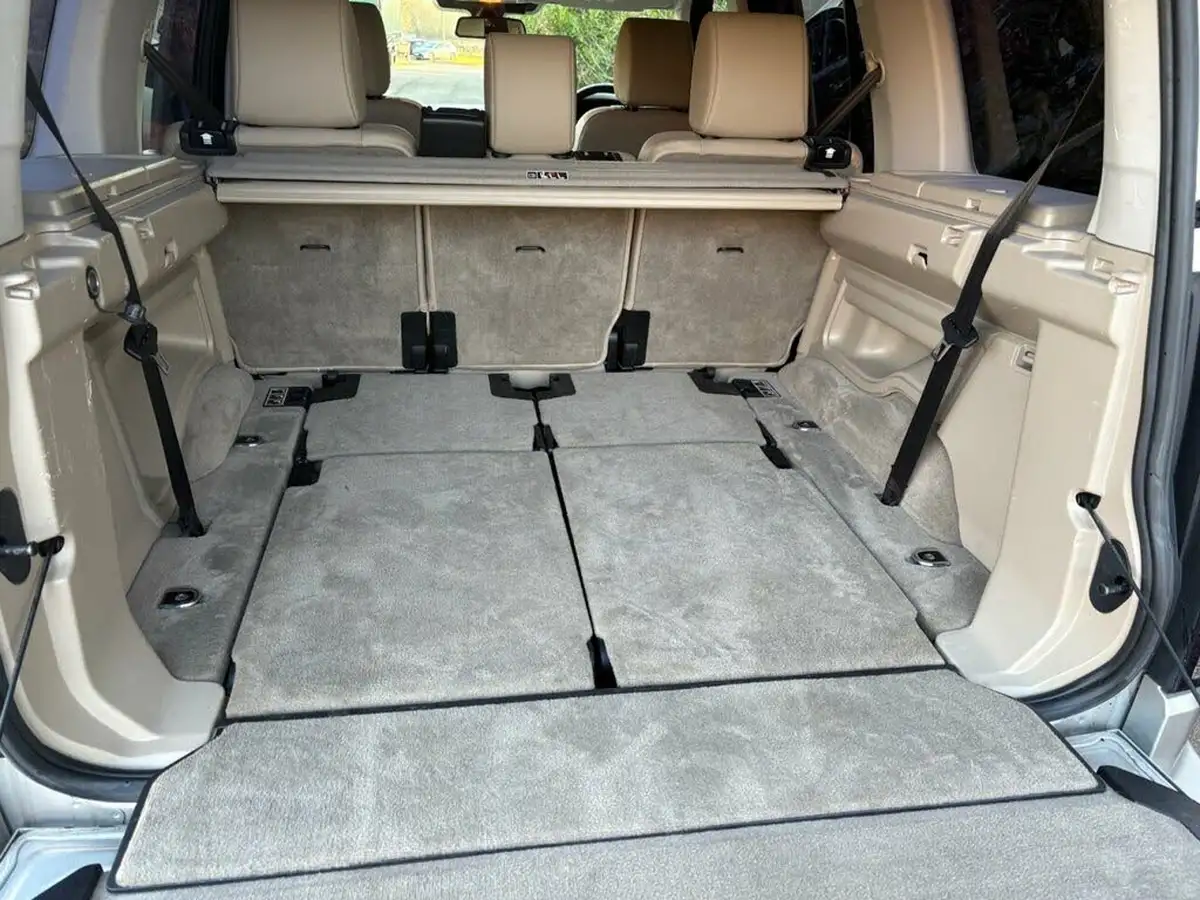 2016-land-rover-discovery-4-30-sd-v6-graphite-big-23
