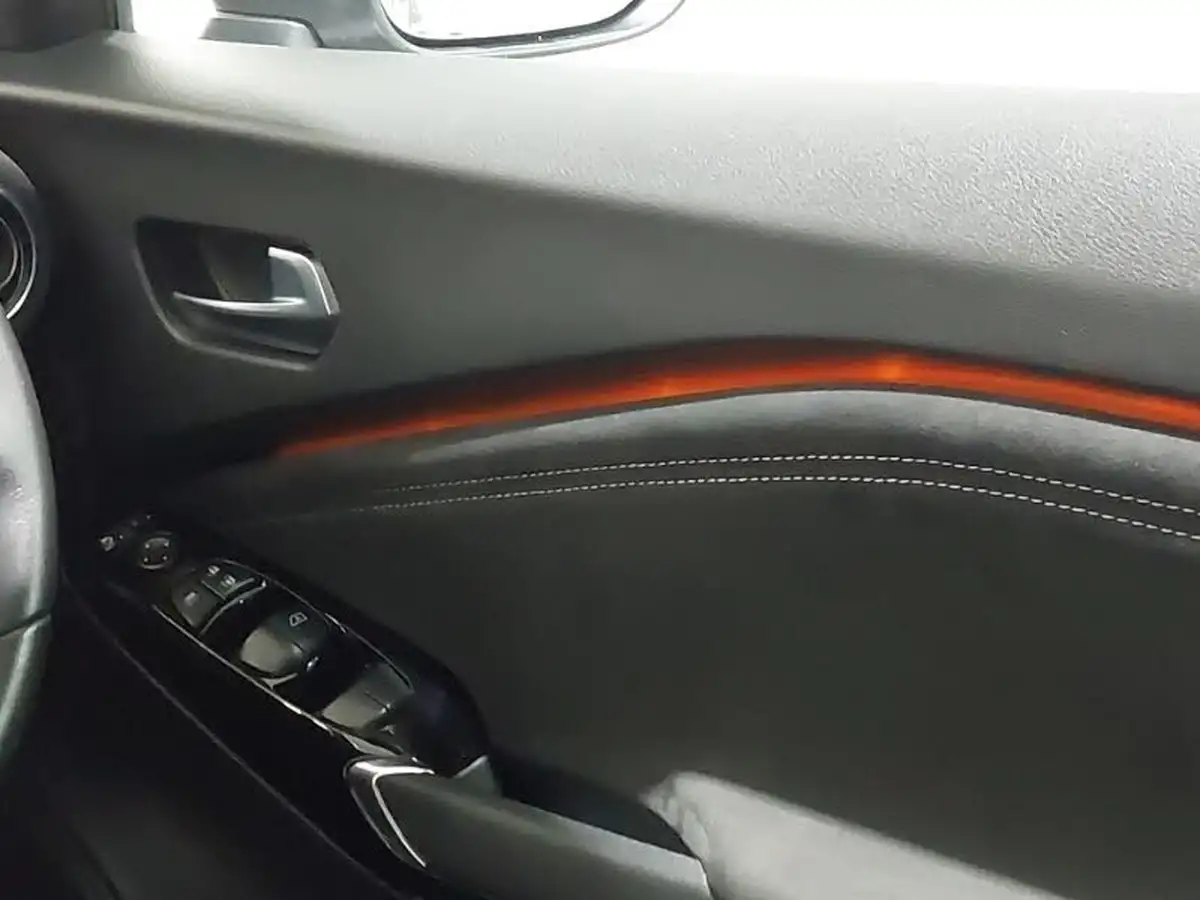 2022-nissan-juke-10-dig-t-tekna-dct-big-9