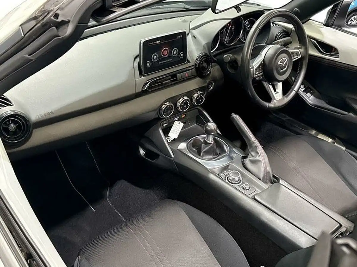 2018-mazda-mx-5-15-se-l-rf-big-8