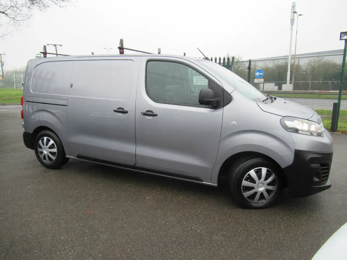 2019-citroen-dispatch-15bluehdi-enterprise-m-1000-big-22