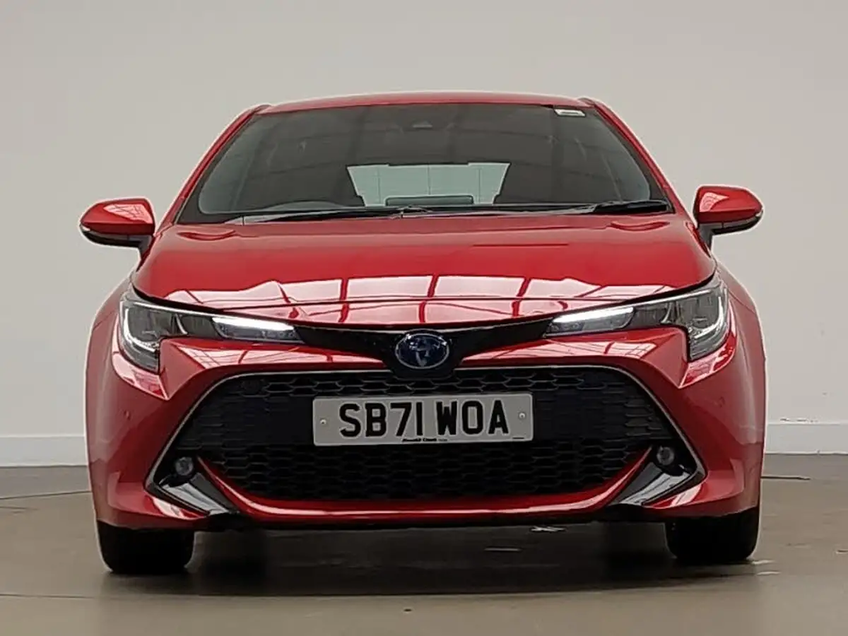 2022-toyota-corolla-18-vvt-i-icon-tech-trk-hatchback-5d-big-11