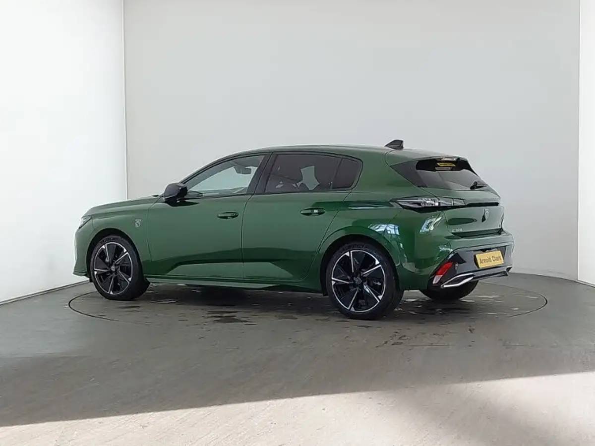 2024-peugeot-308-e-gt-big-1