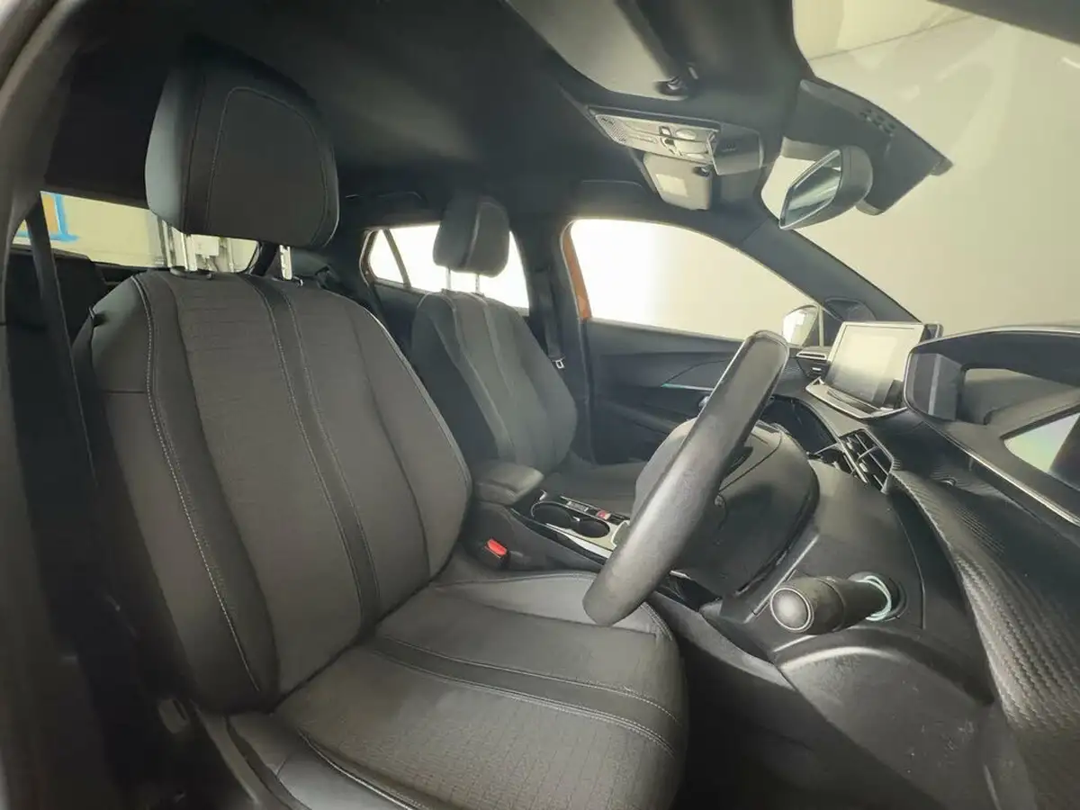 2023-peugeot-2008-suv-12-puretech-allure-premium-100bhp-big-19