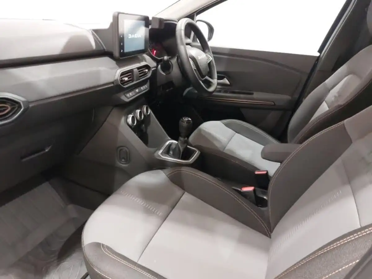 2023-dacia-sandero-stepway-10-tce-essential-90bhp-big-4