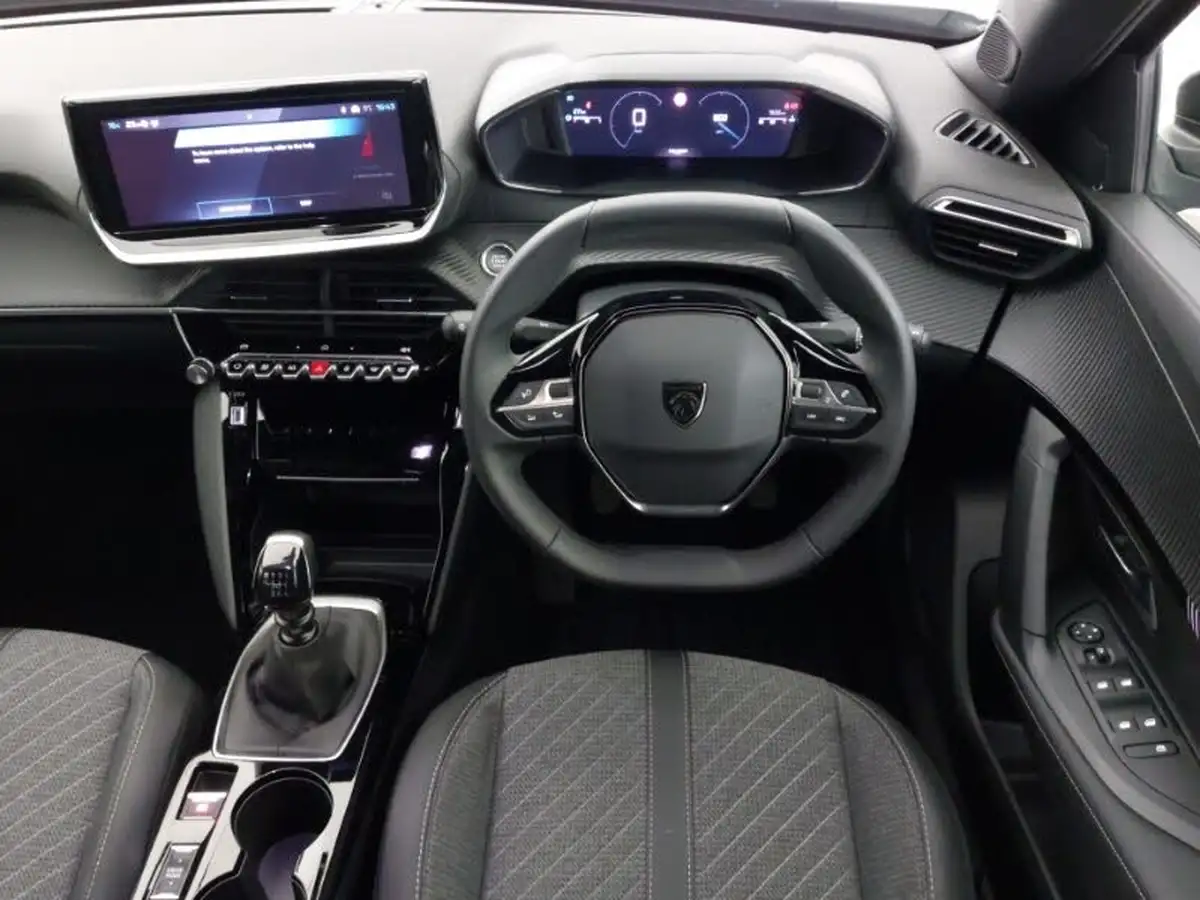 2024-peugeot-2008-suv-12-puretech-allure-130ps-big-6