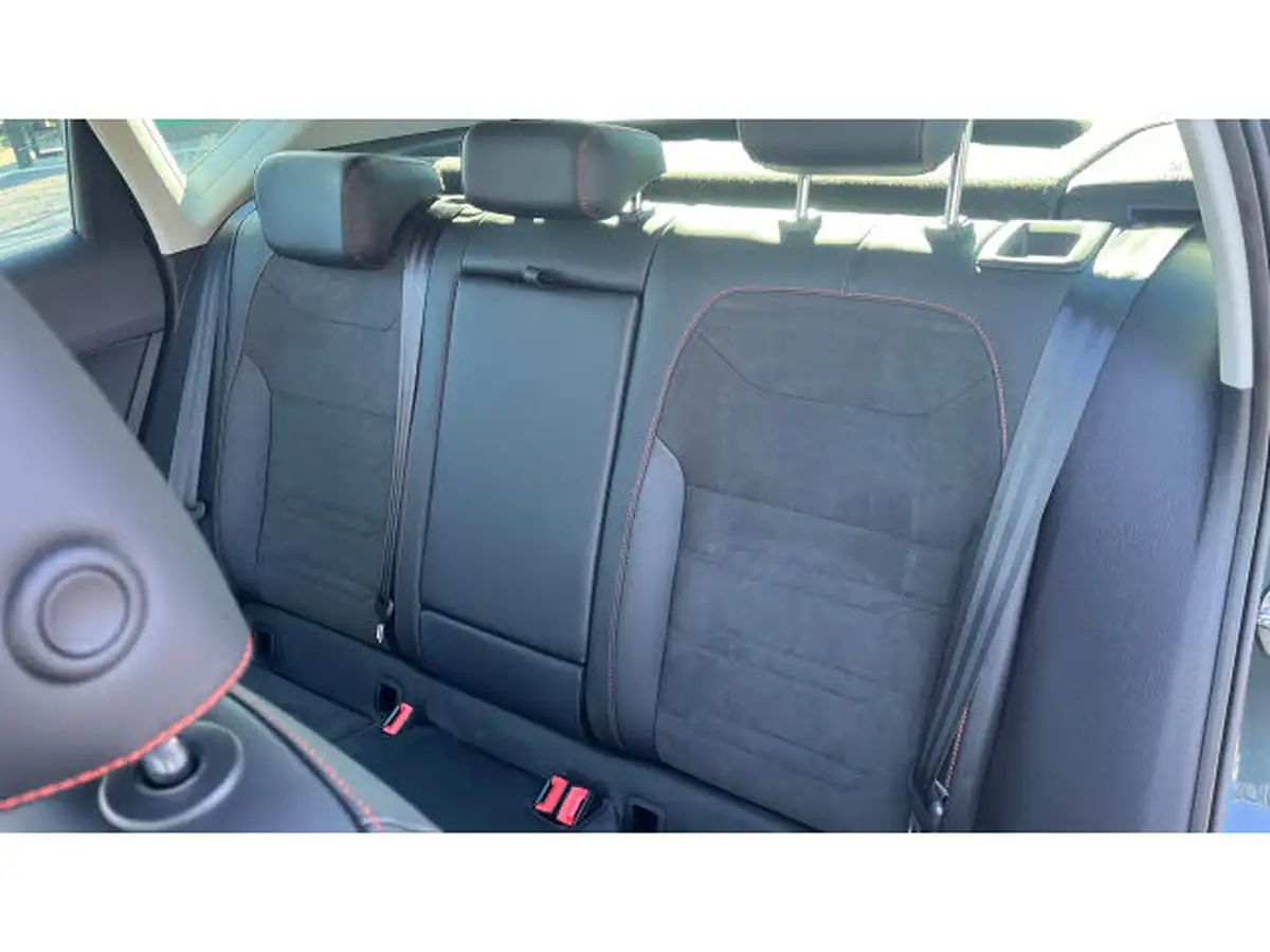 2022-seat-ateca-15-tsi-evo-fr-big-15