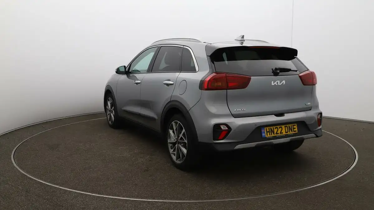 2022-kia-niro-16-gdi-3-156kwh-big-54