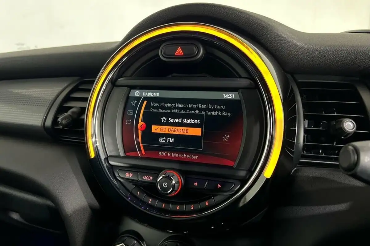 2019-mini-cooper-15-cooper-sport-ss-hatchback-3d-big-25
