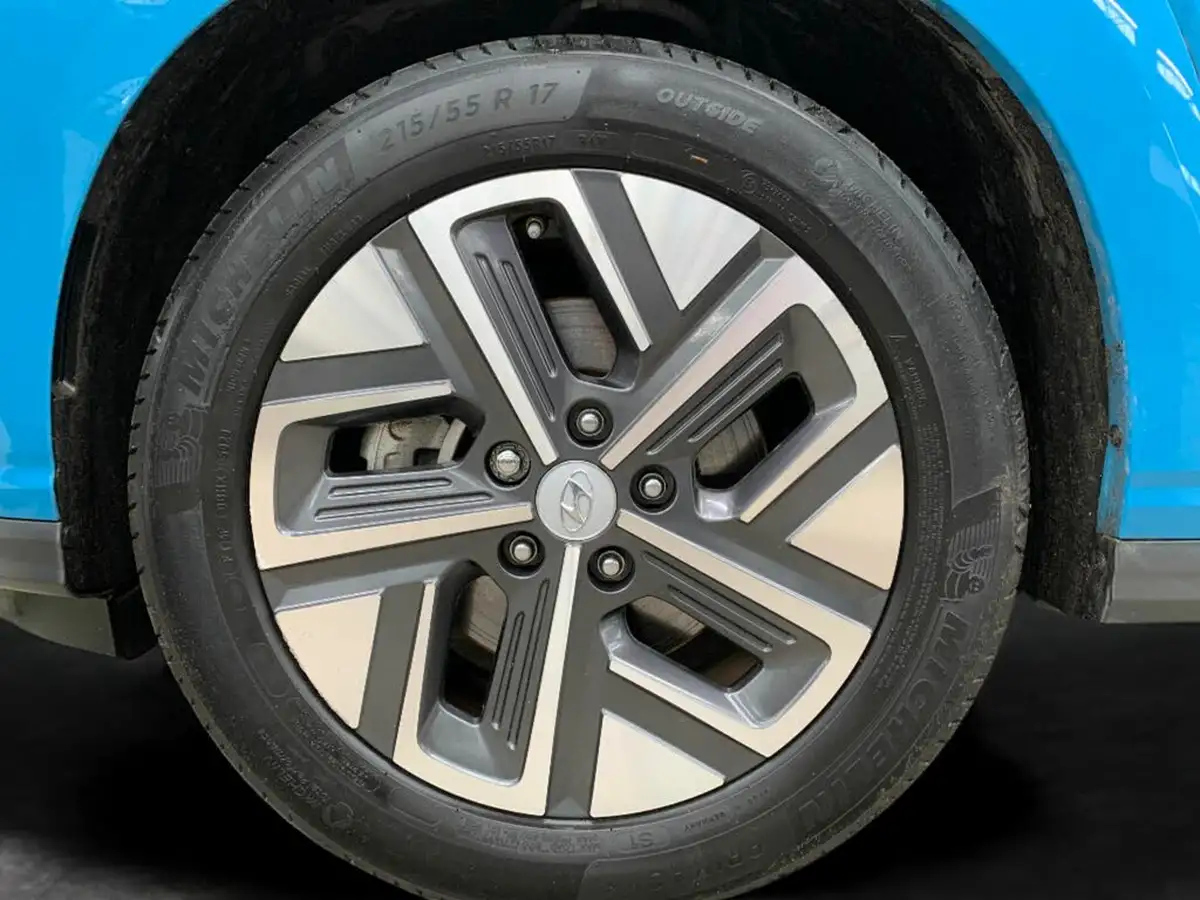 2022-hyundai-kona-e-premium-204ps-64kwh-7kw-obc-big-18