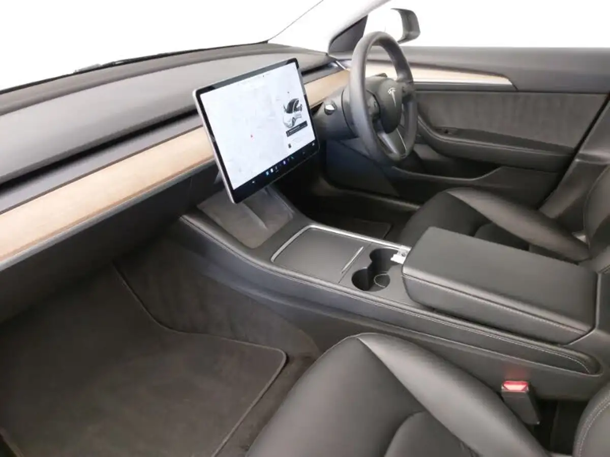 2021-tesla-model-3-e-long-range-awd-big-4