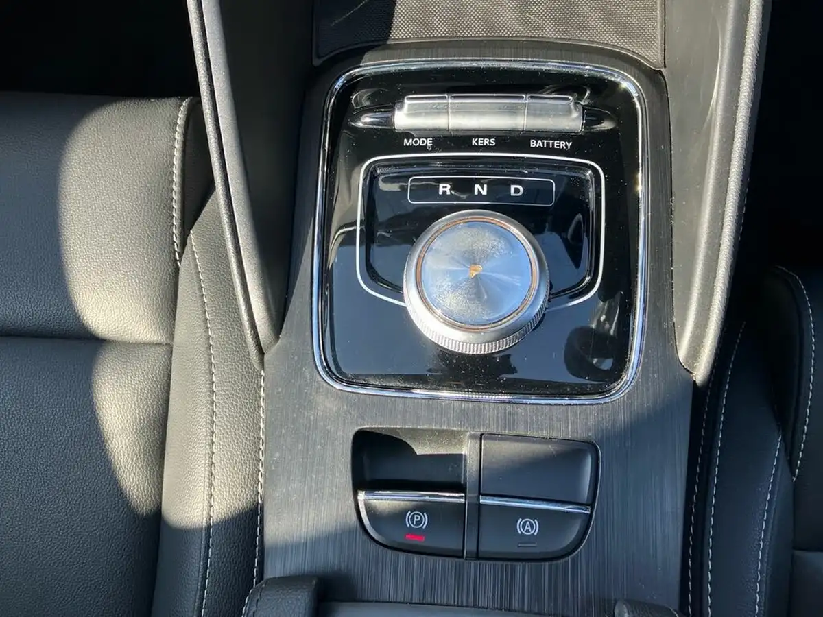 2021-mg-zs-suv-e-exclusive-ev-big-31