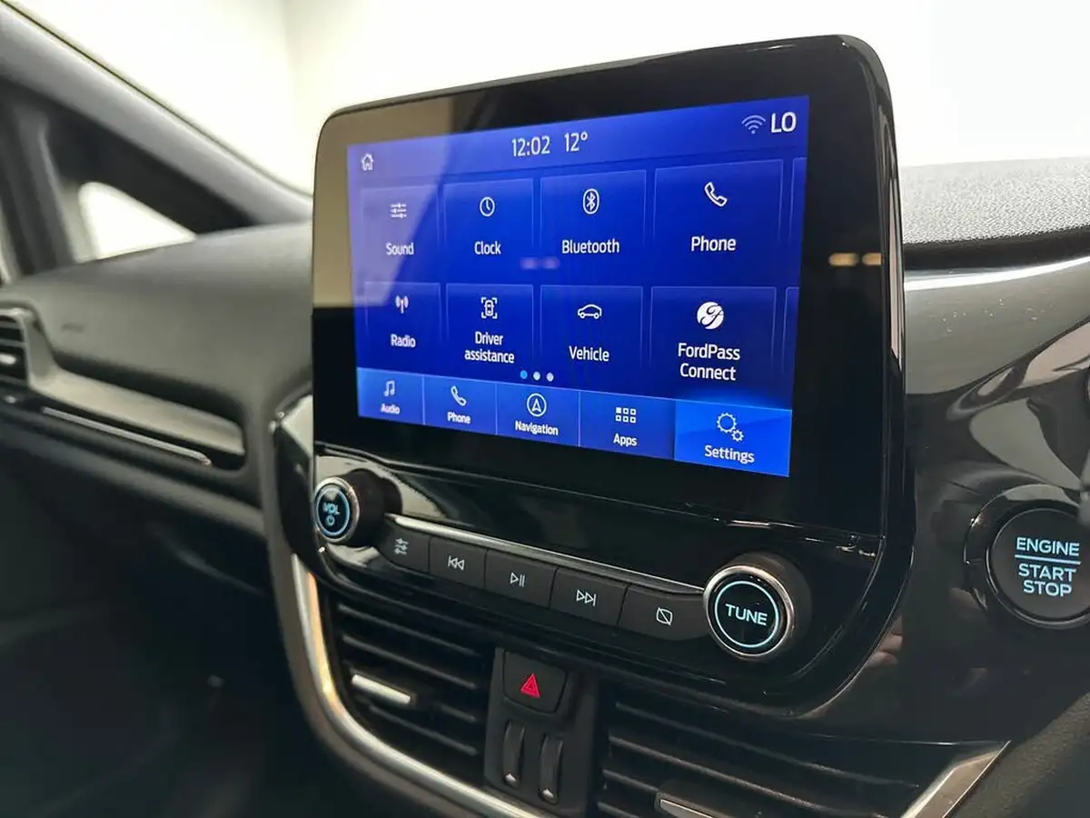 2023-ford-fiesta-10t-st-line-x-125ps-hybrid-mhev-powershift-big-18