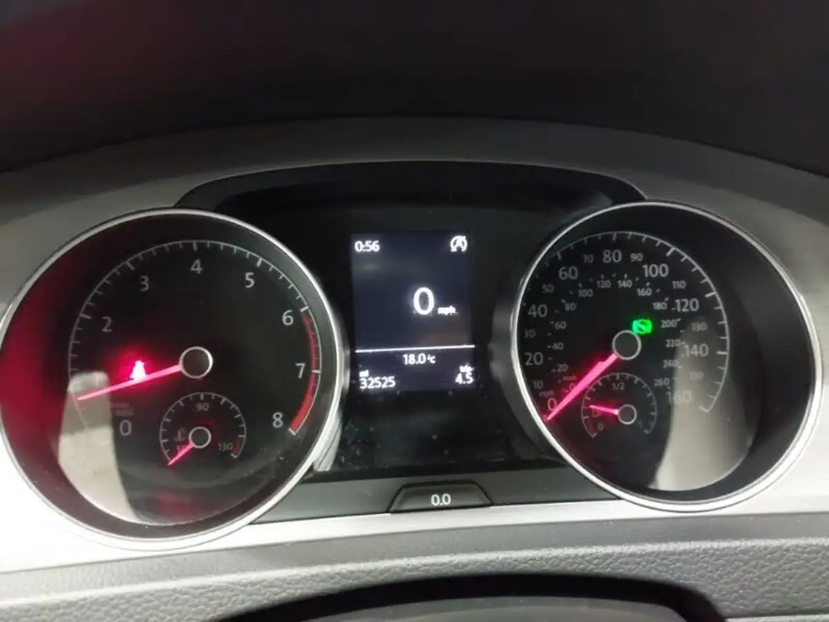 2015-volkswagen-golf-14-match-5d-dsg-big-9
