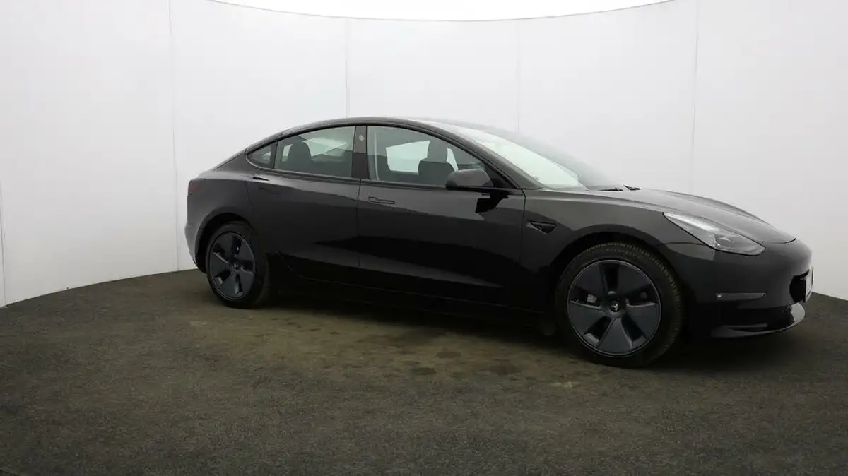 2021-tesla-model-3-e-long-range-awd-big-41
