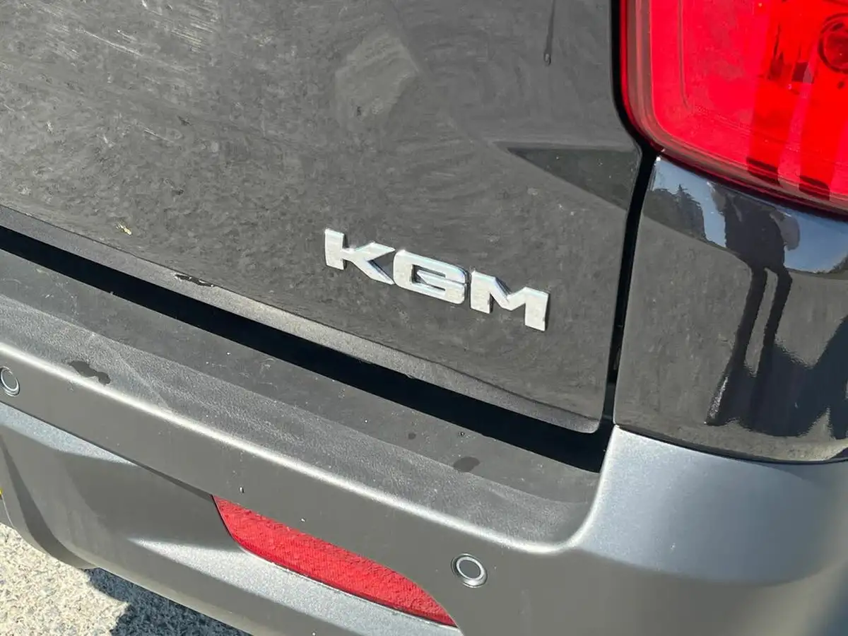 2024-kgm-ssangyong-musso-22td-saracen-plus-big-28