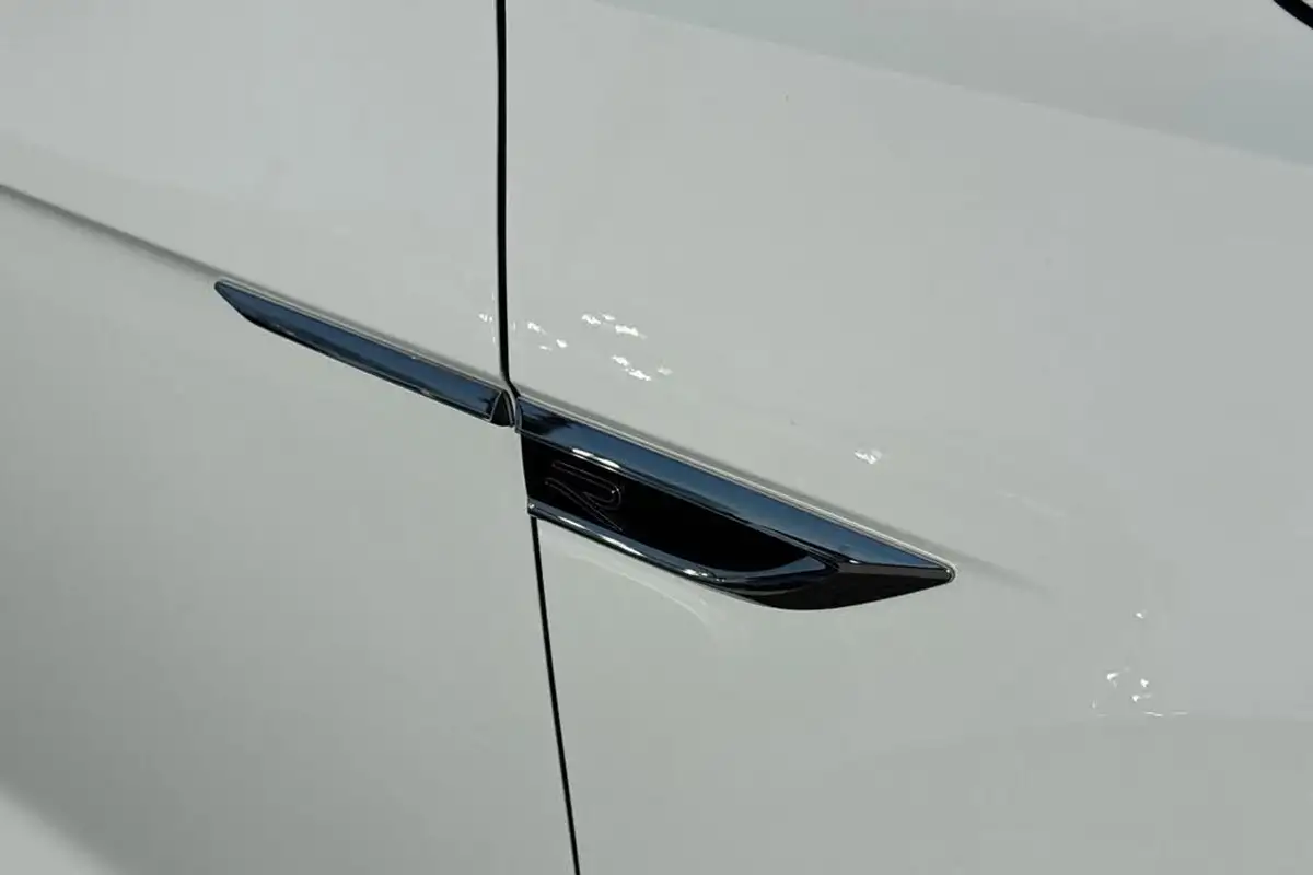 2024-volkswagen-t-roc-15-tsi-r-line-hatchback-5d-big-24