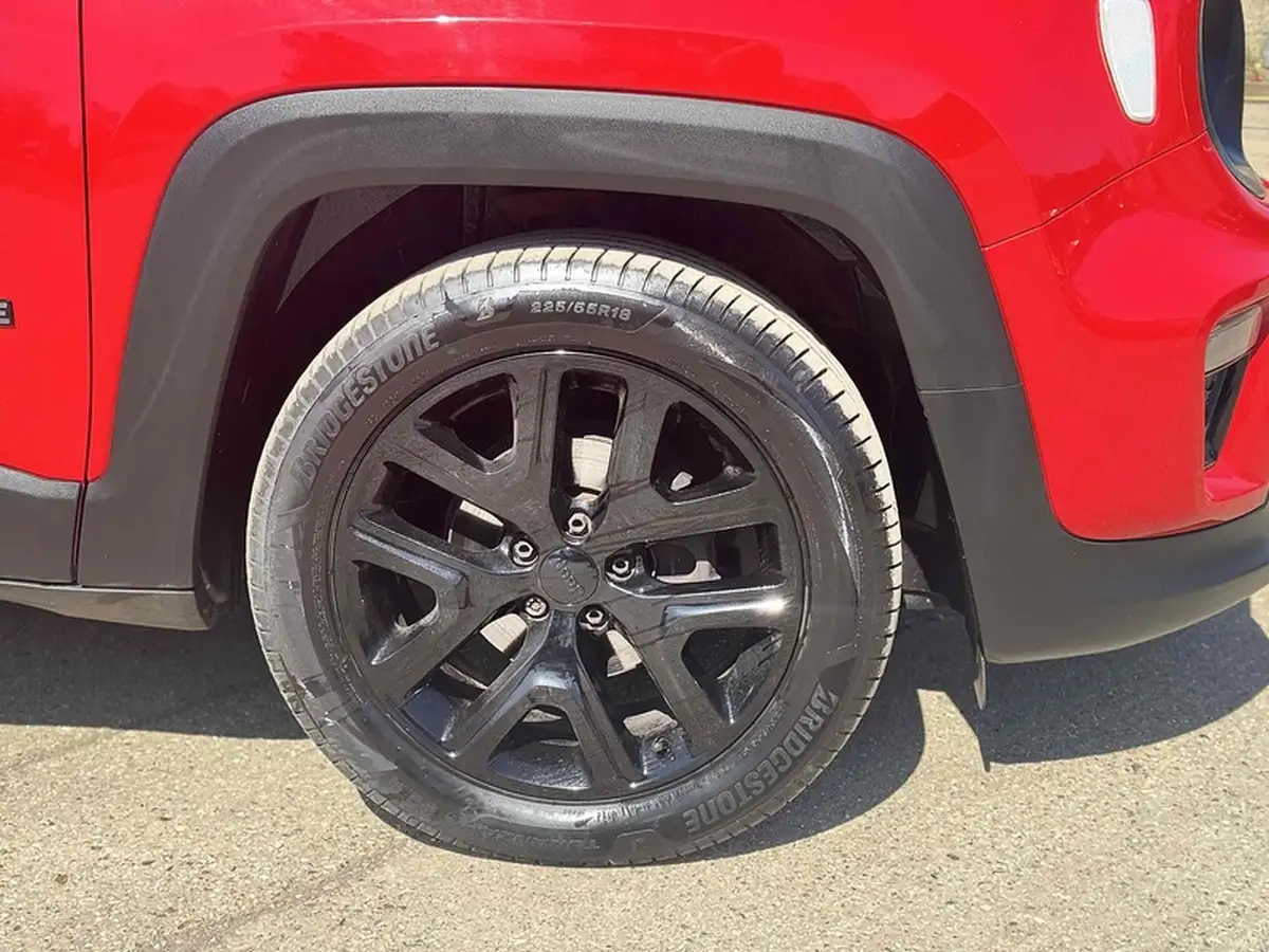 2020-jeep-renegade-10-gse-night-eagle-big-42