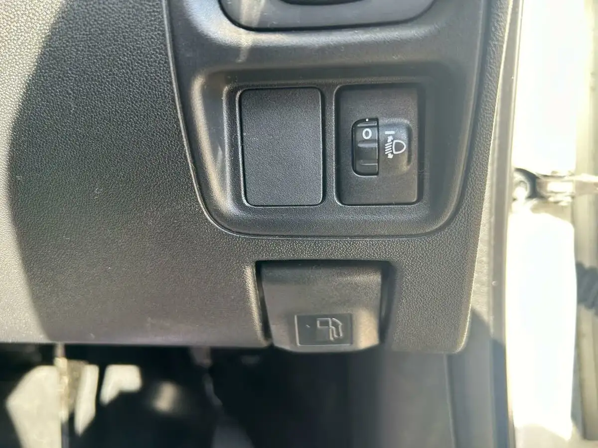 2017-toyota-aygo-10-vvt-i-x-press-71bhp-big-48
